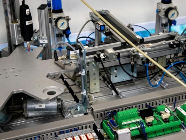 Consultoría Inicial en Proyectos Industriales de Tecnología